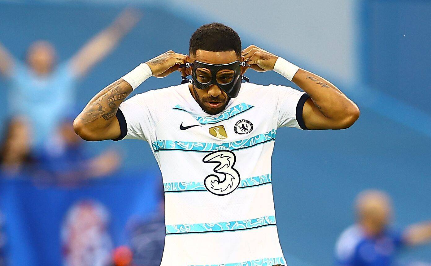 Pierre-Emerick Aubameyang a jucat cu o mască de protecție, după ce a fost bătut de hoți