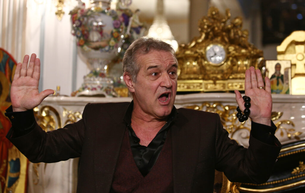  Gigi Becali poartă un război de mai mult timp cu MApN iar acest lucru o împiedică pe FCSb să evolueze în Ghencea 