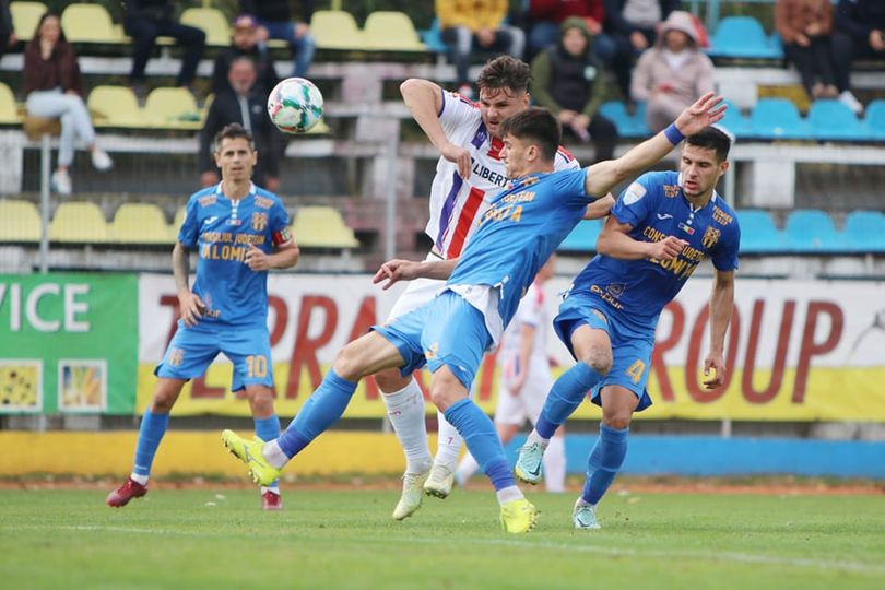 Imagine din meciul Unirea Slobozia - Oţelul Galaţi 