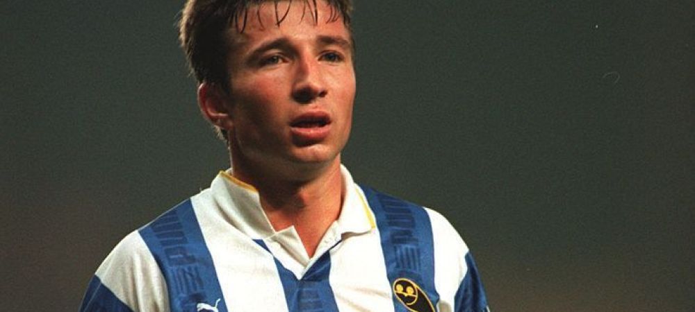 Petrescu a jucat pentru 4 echipe engleze în perioada 1994- 2002 