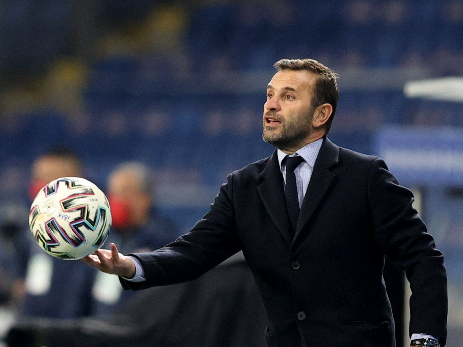 Okan Buruk este o legendă a Galatei. El a fost numit antrenor al lui Galatasaray în urmă cu şapte luni