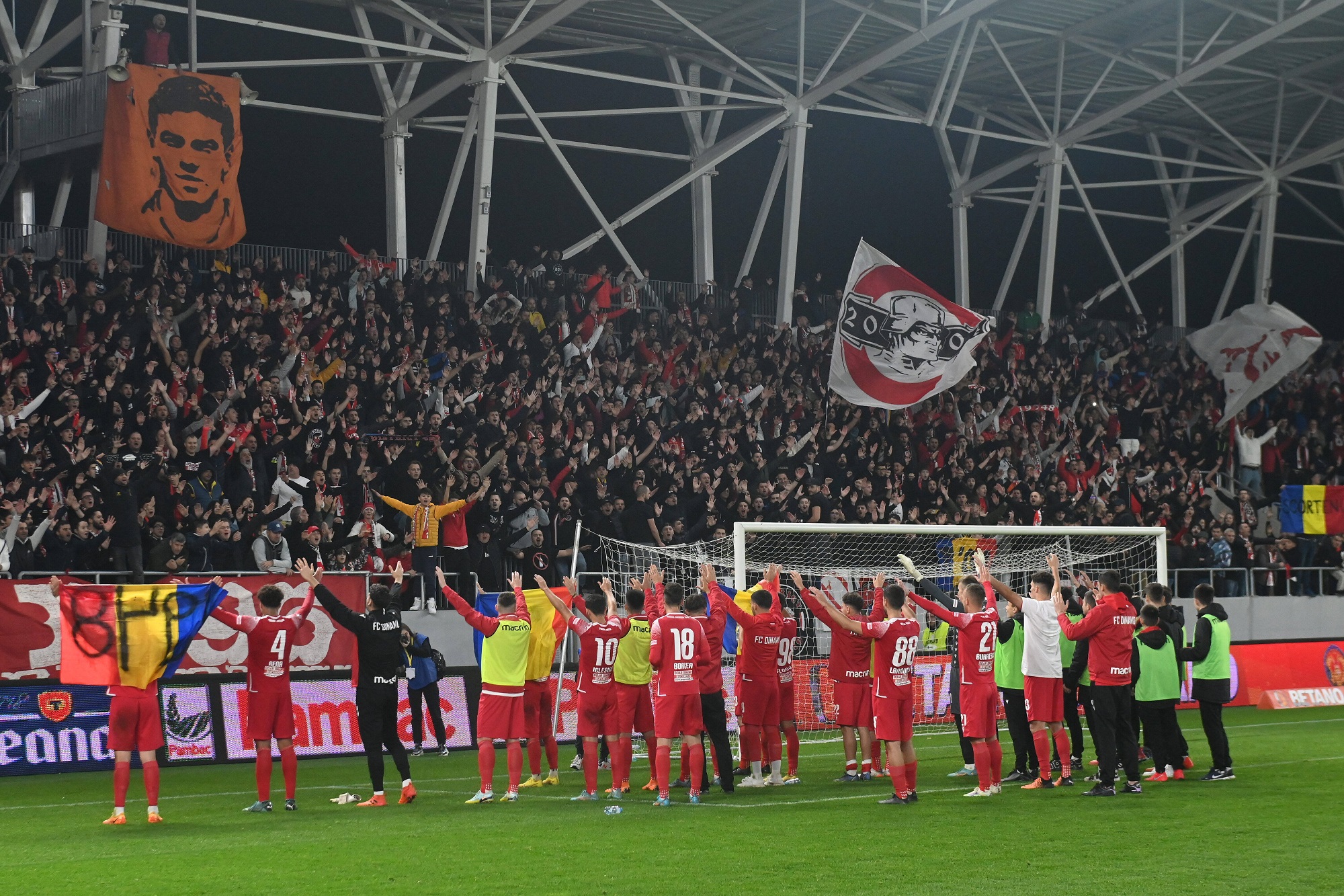 Fanii lui Dinamo vor fi alături de jucători în număr mare la meciul cu Poli Timişoara 