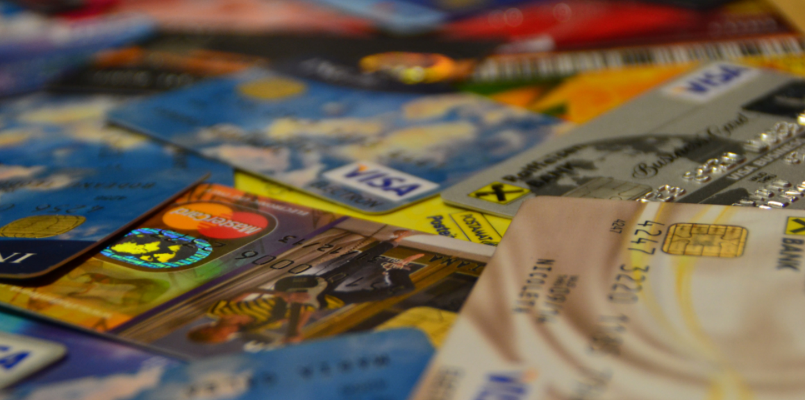 Pariorul se va trezi în conturi cu o sumă având şase zerouri 