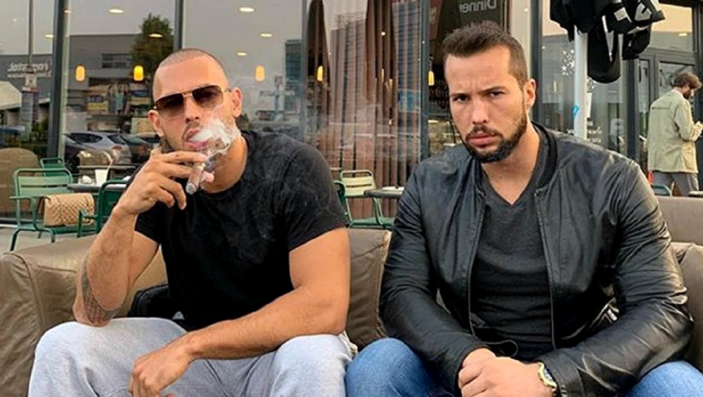 Mesaj bizar postat de Andrew Tate în miez de noapte, după ce i-a fost prelungit arestul la domiciliu