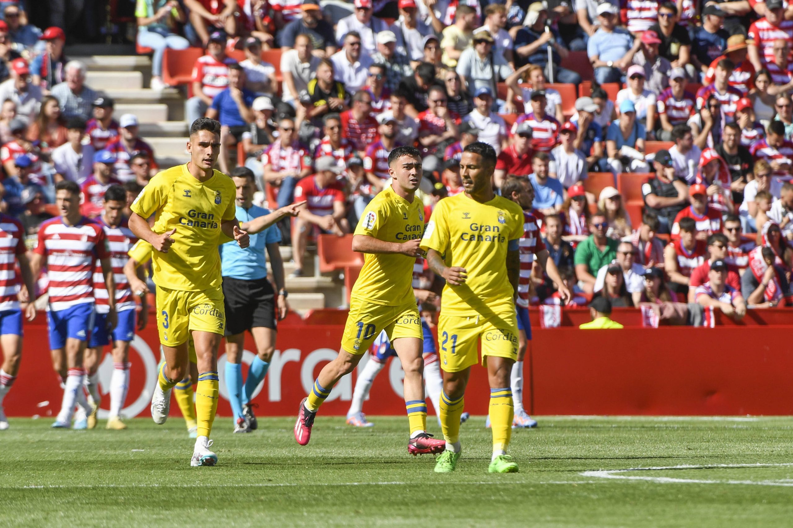 Las Palmas a pierdut chiar runda trecută, în faţa Granadei, care astfel a depăşit-o în clasamennt 