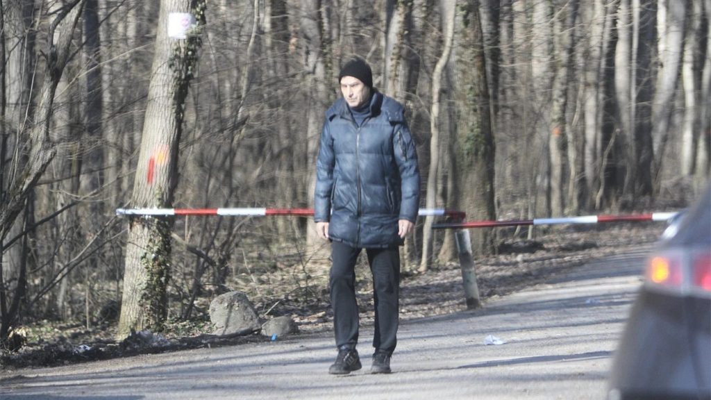 Pițurcă, doborât de problemele cu legea. Cum a fost surprins în București