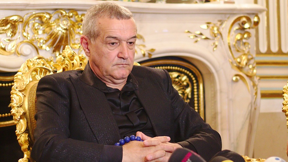 Gigi Becali şi-a pus mari speranţe în evoluţiile lui Cordea şi în vederea unei posibile vânzări pe bani buni a fotbalistului