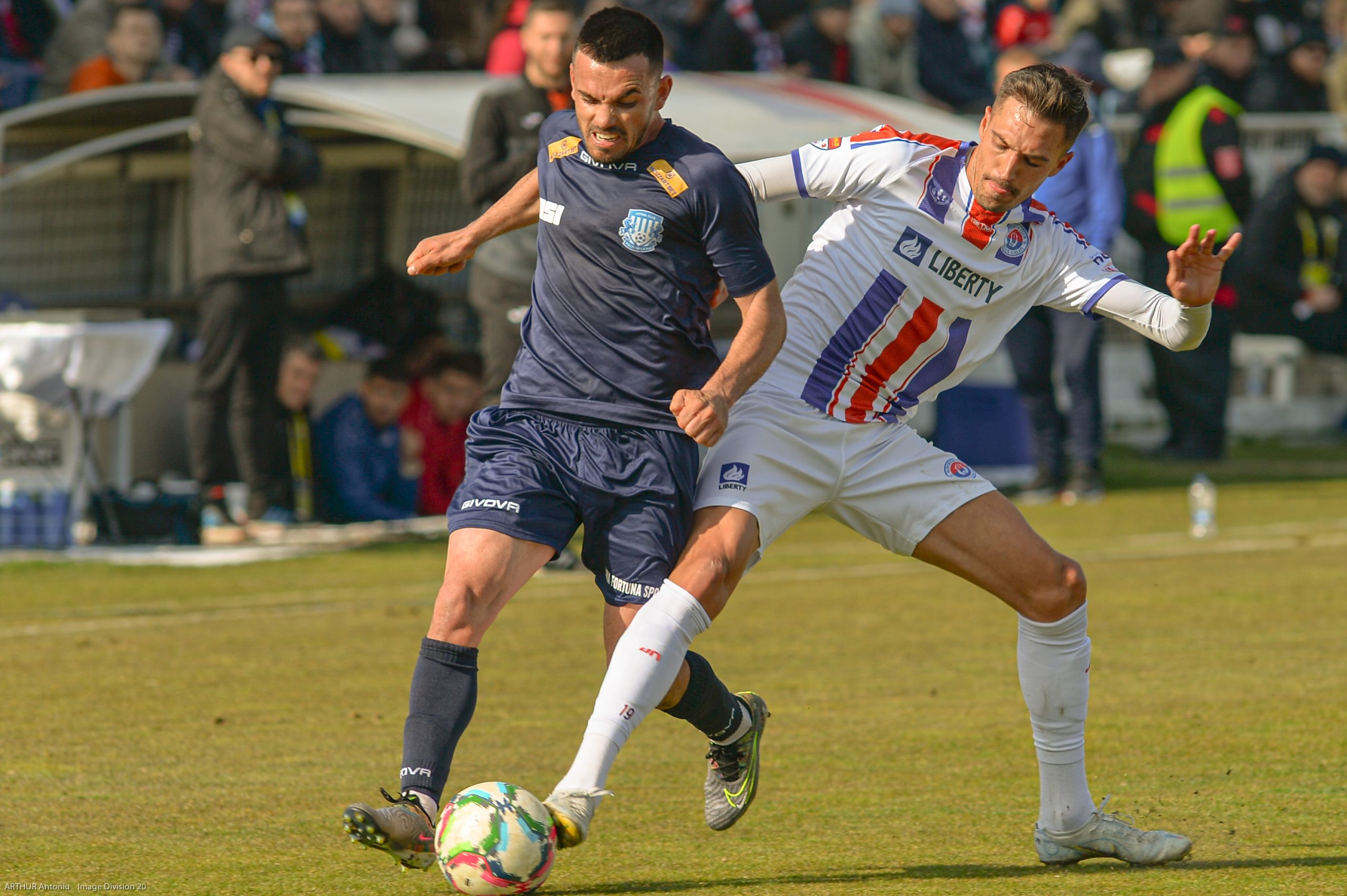 Imagine dintr-un meci jucat între Poli Iaşi şi Oţelul Galaţi în playoff-ul actualului sezon, sursă foto: © FOTO:Sorin Pana/SPORT PICTURES