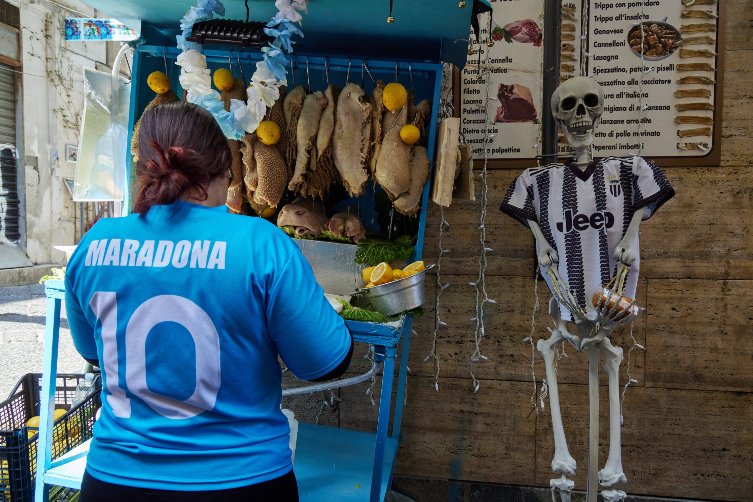 Până aici merge rivalitatea dintre suporterii celor două echipe, sursă foto: Imago/Cinzia Camela/LiveMedia