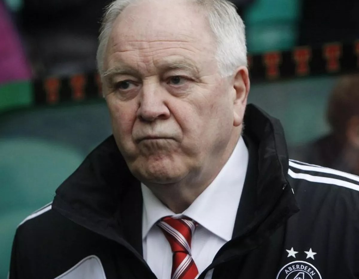 Doliu în lumea fotbalului. A murit antrenorul scoțian care și-a condus naționala la Euro '96 și Mondialul din '98