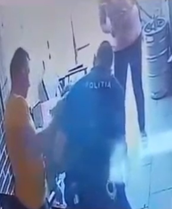 Gestul acestui polițist a devenit viral și acum îl știe toată țara