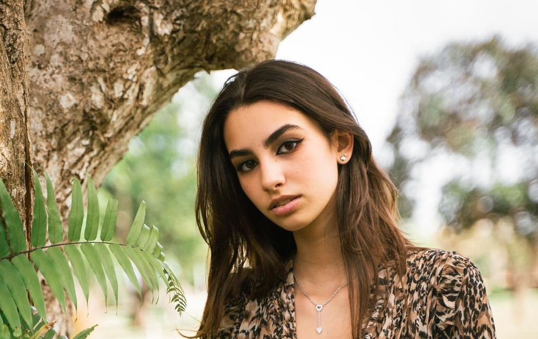 Cum arată Adriana Mutu la 17 ani. Zici că e Consuelo. Ce mesaj a postat ...