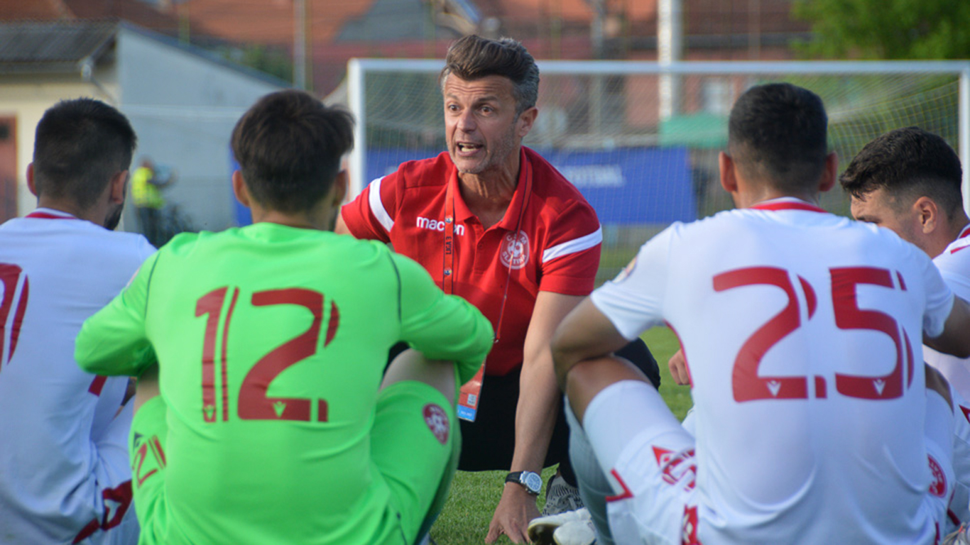 Burcă a mai pregătit în carieră şi satelitul Rapidului 