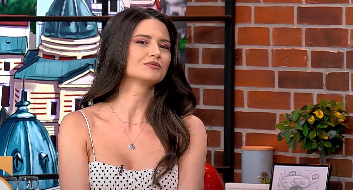 Iulia Pârlea, dezvăluiri din intimitate. Prezentatoarea este în primul an de facultate