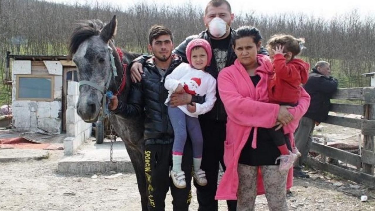 Moroșanu i-a construit o casă, dar el a dat-o pe nimic. Ce s-a ales de Sergiu, tăticul călăreț care a devenit viral pe net