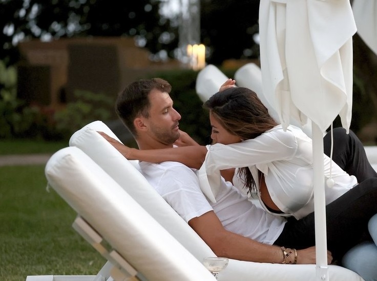 Au renunțat complet la inhibiții. Mădălina Ghenea și Dimitrov, iubire fără limite. Cum au fost surprinși