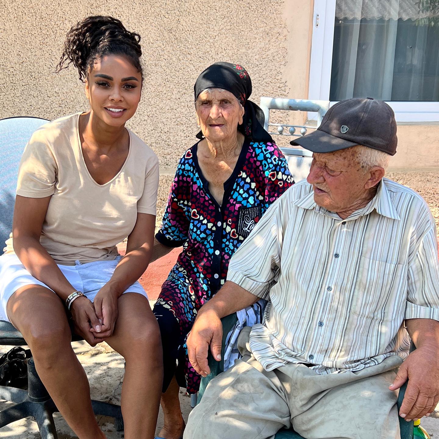 Fosta iubită a lui Ion Țiriac, fotografie emoționantă alături de bunicii ei