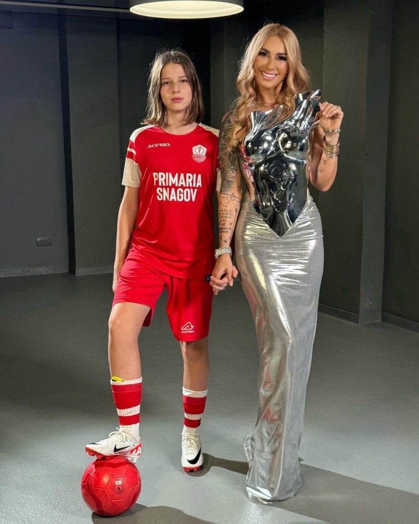 La ce echipă joacă Laurențiu junior, fiul pe care Reghecampf îl are cu Anamaria Prodan! A debutat la 15 ani în Liga a 4-a